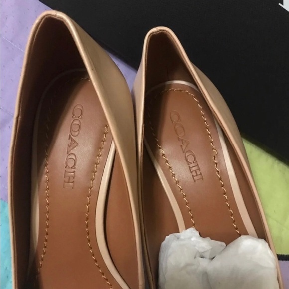 Coach NWT Size 8 ballchain nude pumps - Picture 4 of 5